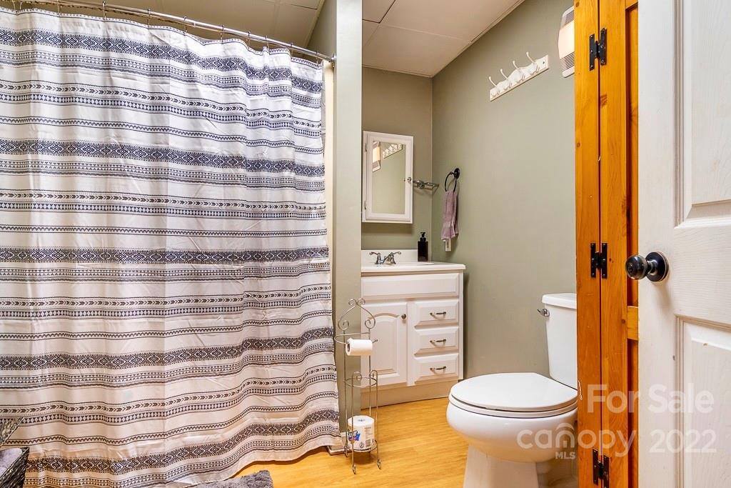 8472 Jacob Fork River Road, Vale, NC 28168