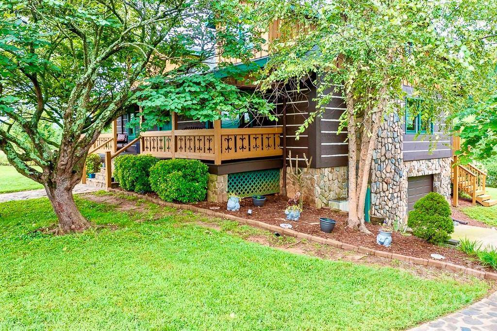 8472 Jacob Fork River Road, Vale, NC 28168