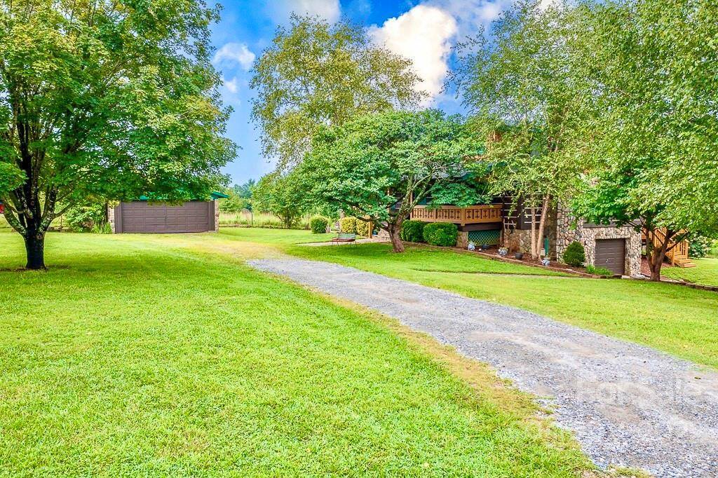8472 Jacob Fork River Road, Vale, NC 28168