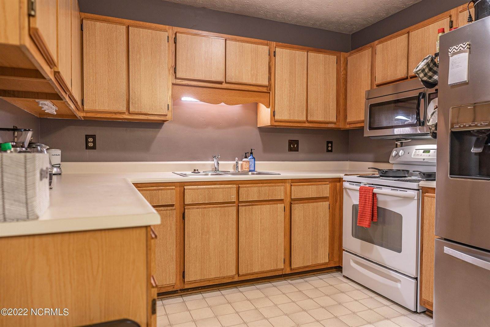 633 Lilac Lane, Vass, NC 28394