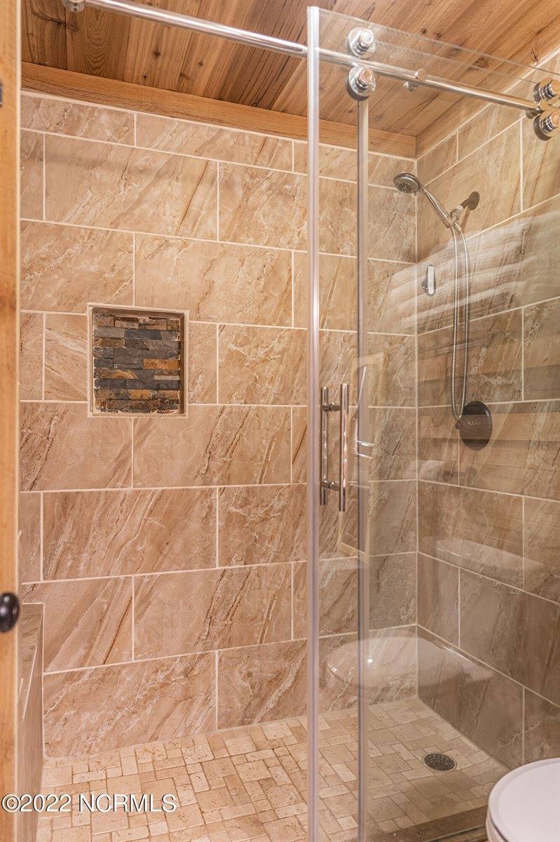 633 Lilac Lane, Vass, NC 28394