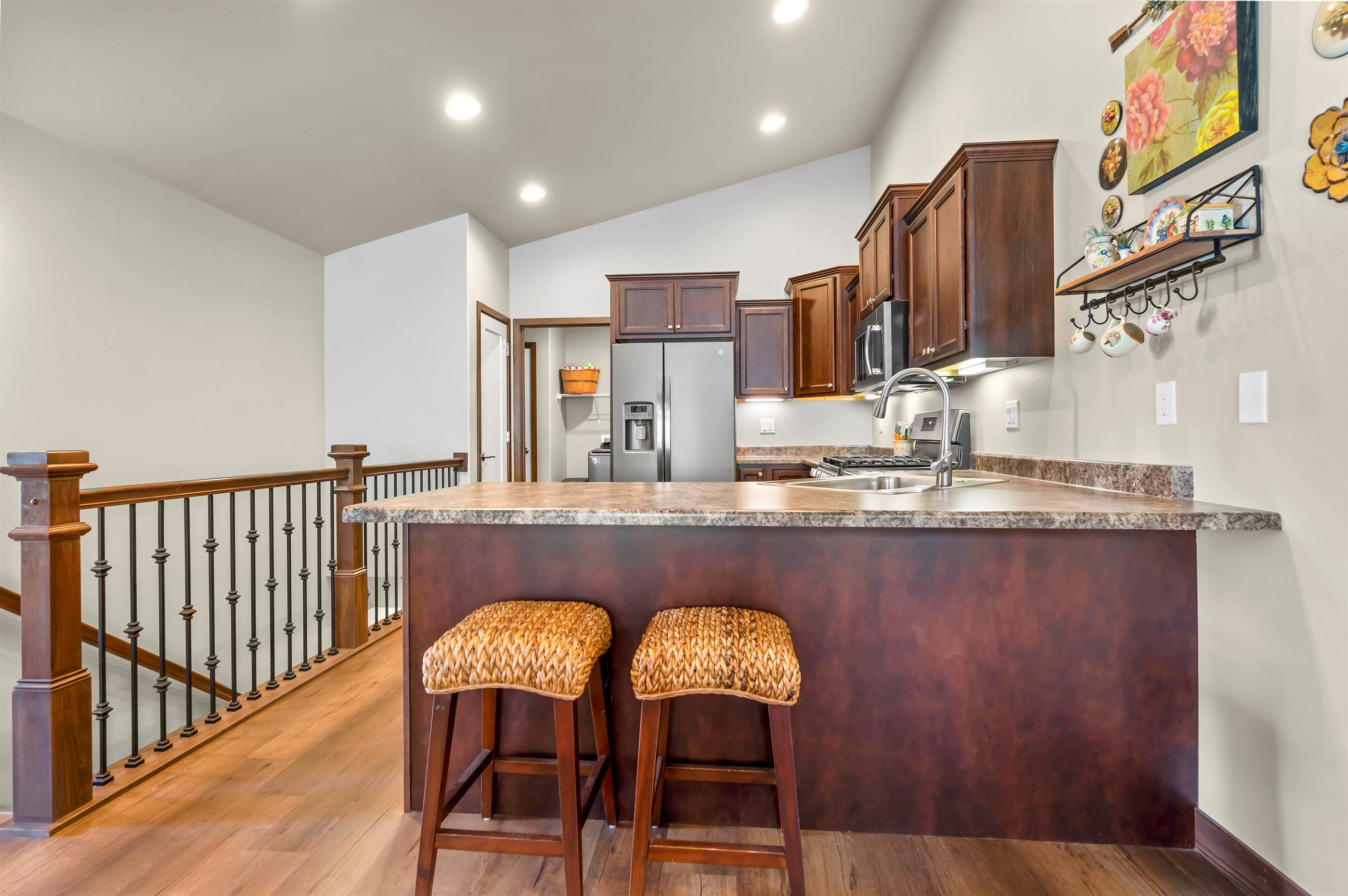 1207 Creekside Dr, Tiffin, IA 52340