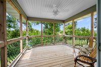 1207 Creekside Dr, Tiffin, IA 52340