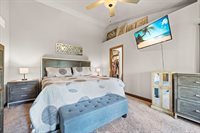 1207 Creekside Dr, Tiffin, IA 52340