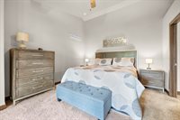 1207 Creekside Dr, Tiffin, IA 52340