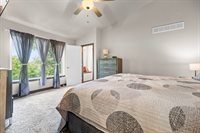 1207 Creekside Dr, Tiffin, IA 52340