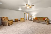 1207 Creekside Dr, Tiffin, IA 52340