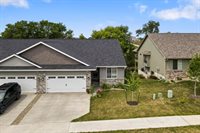 1207 Creekside Dr, Tiffin, IA 52340