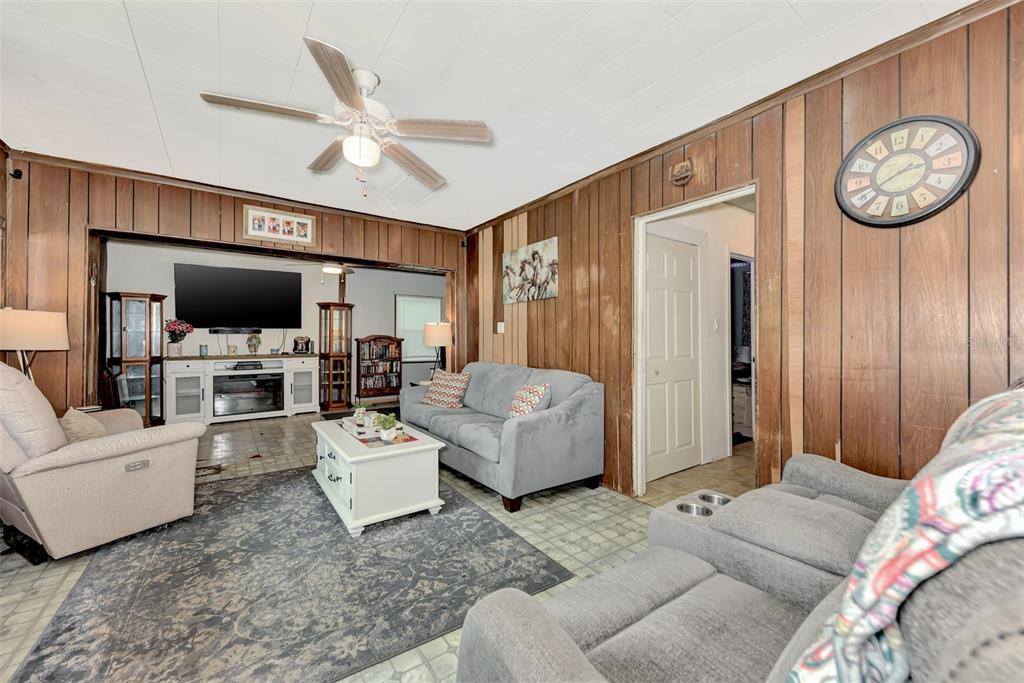 1053 47TH Street, Sarasota, FL 34234