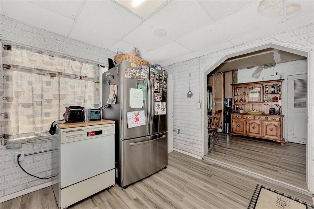 1053 47TH Street, Sarasota, FL 34234