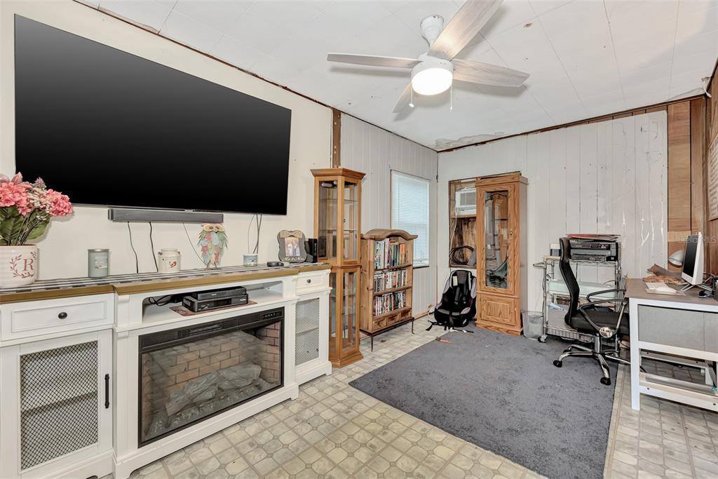 1053 47TH Street, Sarasota, FL 34234