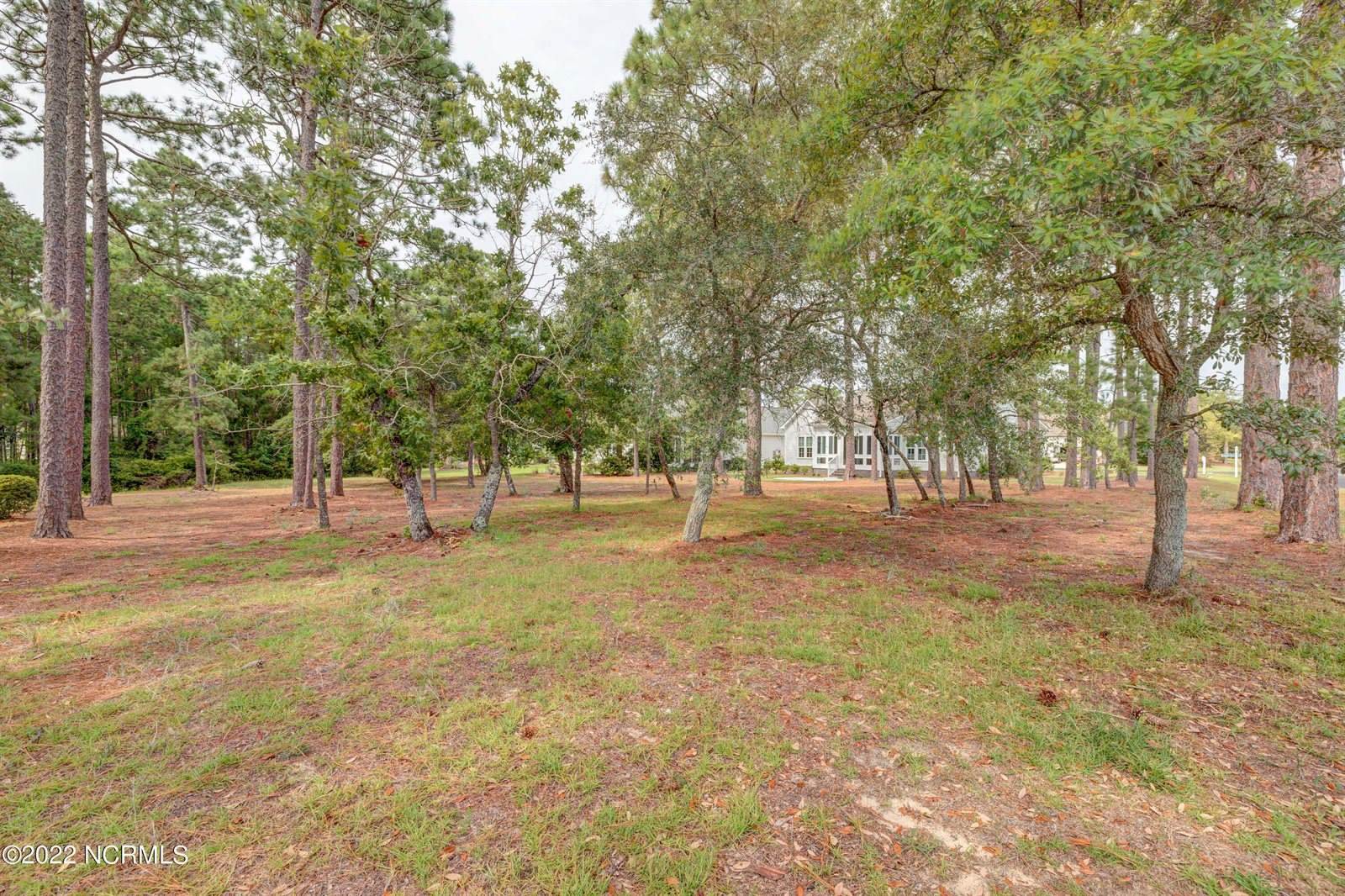 3575 Medinah Avenue East, Southport, NC 28461