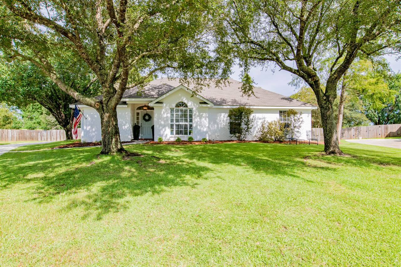 9959 Merritt Court, Fairhope, AL 36532
