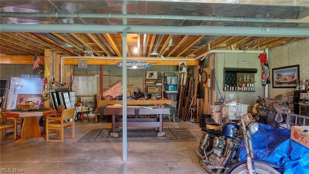 64900 Redbud Road, Cambridge, OH 43725