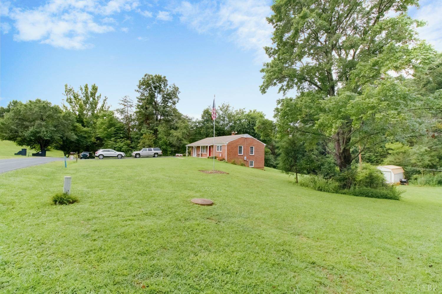 3829 River Ridge Road, Appomattox, VA 24522