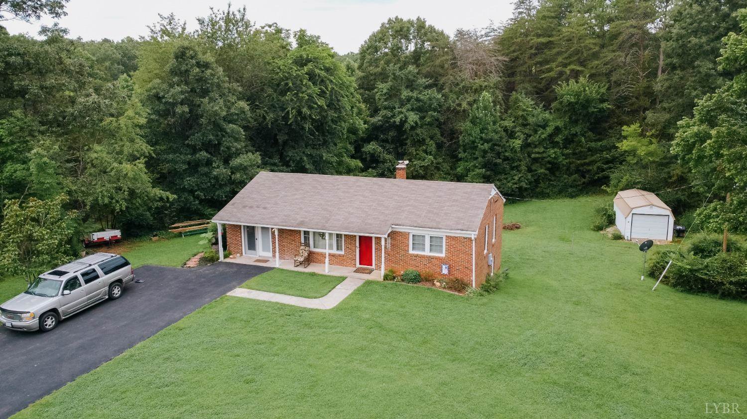 3829 River Ridge Road, Appomattox, VA 24522