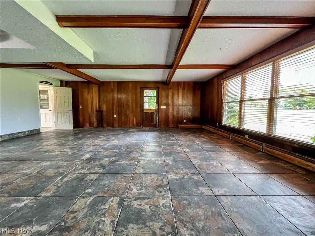 9195 Woodworth Road, North Lima, OH 44452