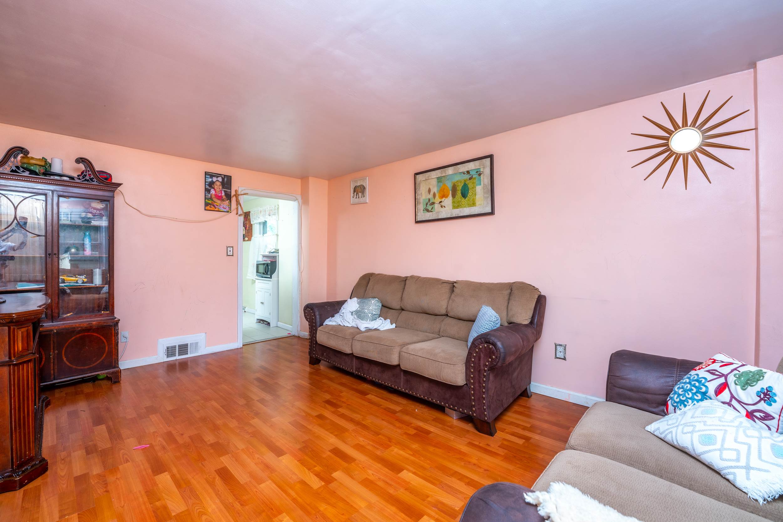 423 3rd Avenue, Linden, NJ 07036