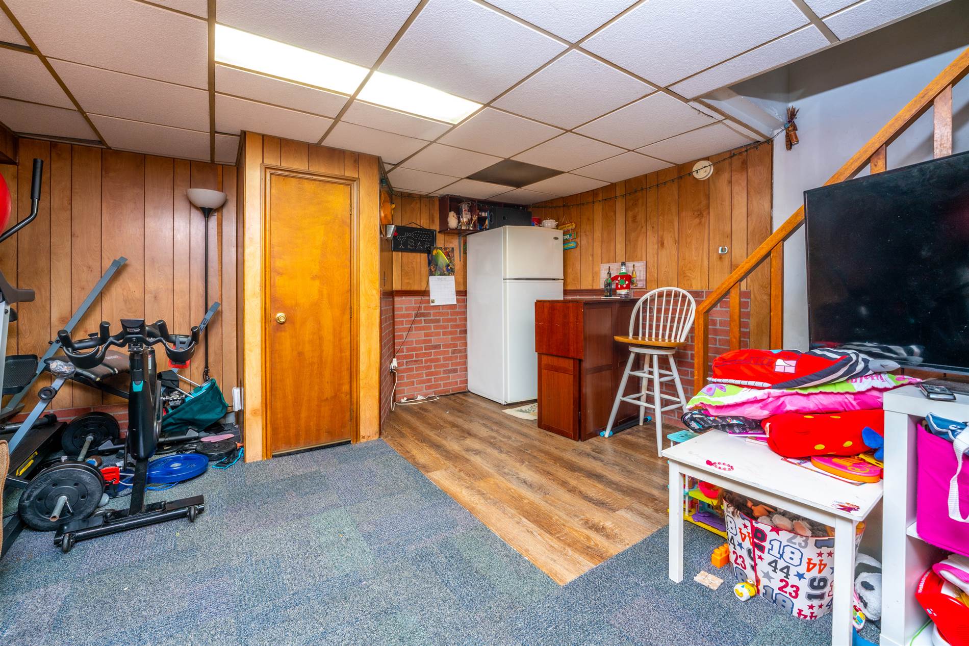 423 3rd Avenue, Linden, NJ 07036