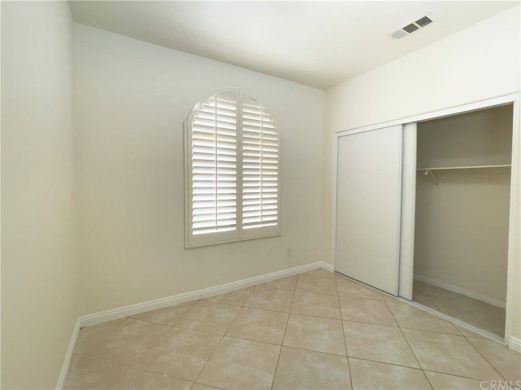 11584 Cottonwood Avenue, Hesperia, CA 92345