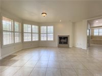 11584 Cottonwood Avenue, Hesperia, CA 92345