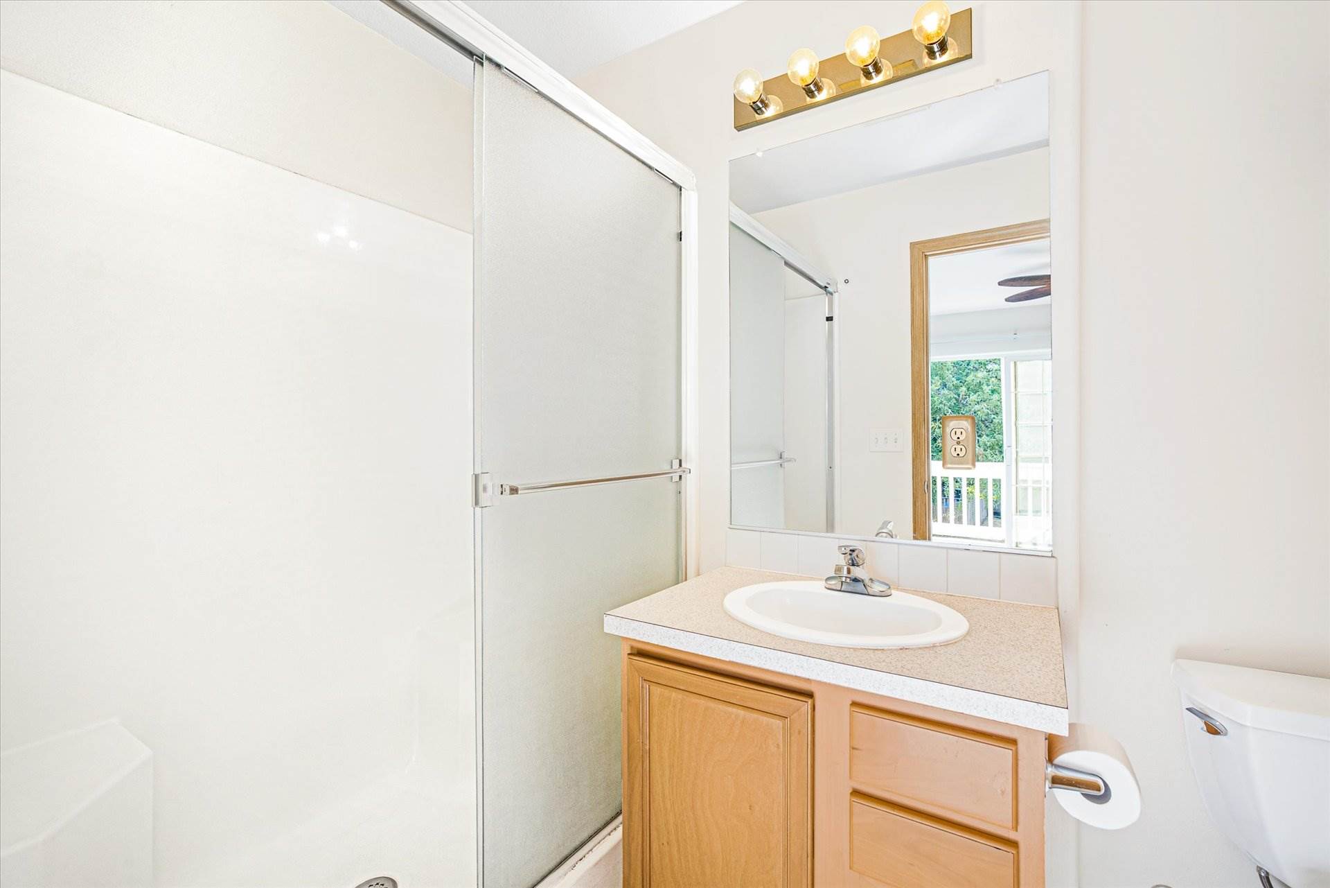 1431 NE 61st Ave, Portland, OR 97213