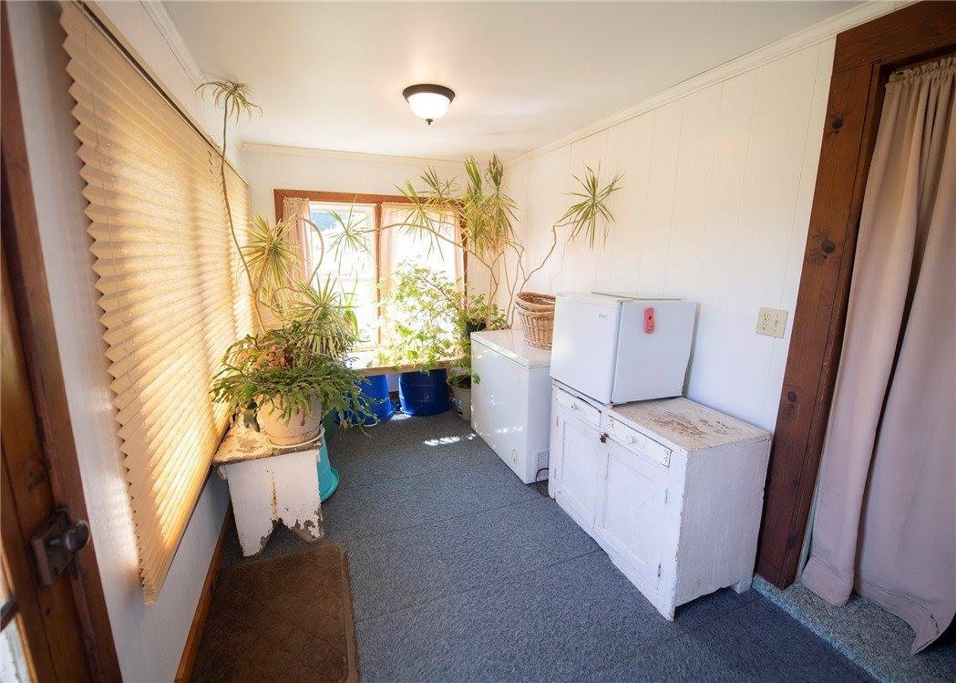 2039 Frostburg Rd, Punxsutawney Area School District, PA 15767