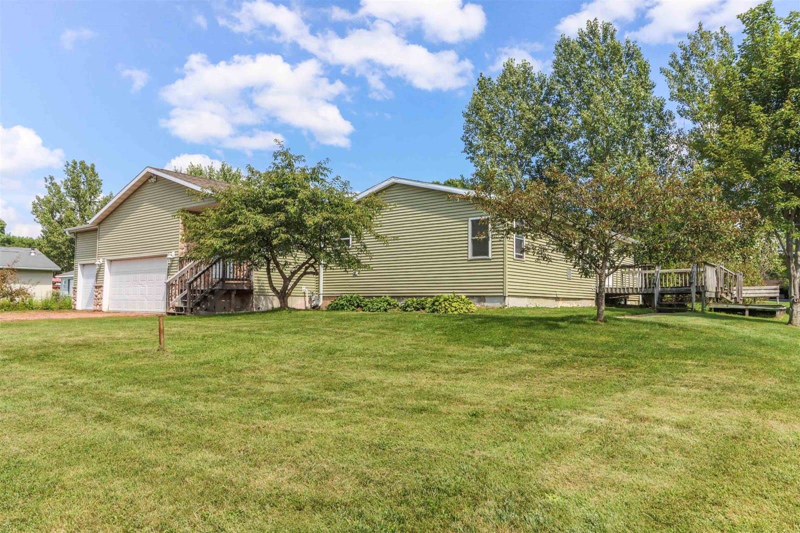 1760 Park Street, Rudolph, WI 54475