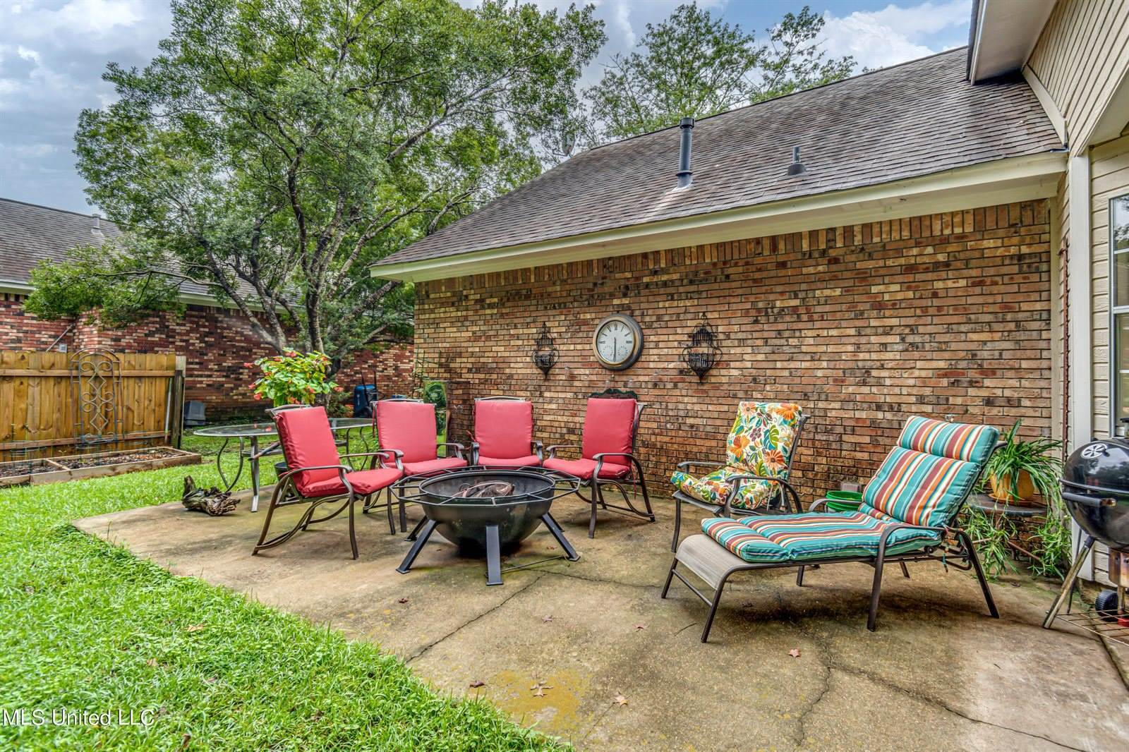 606 Treeline Drive, Brandon, MS 39042