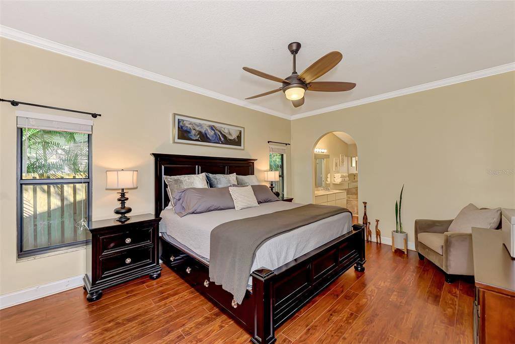 2562 Mapleloft Road, Sarasota, FL 34232