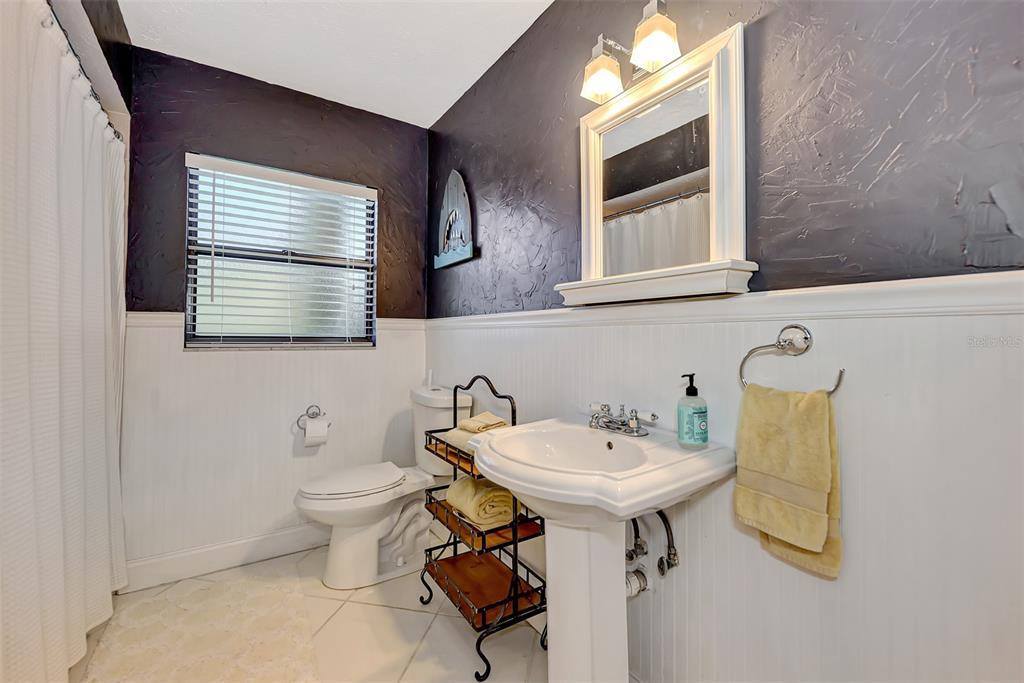 2562 Mapleloft Road, Sarasota, FL 34232