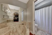 2562 Mapleloft Road, Sarasota, FL 34232