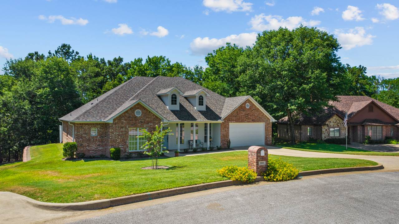 3955 Chapel Woods, Tyler, TX 75707