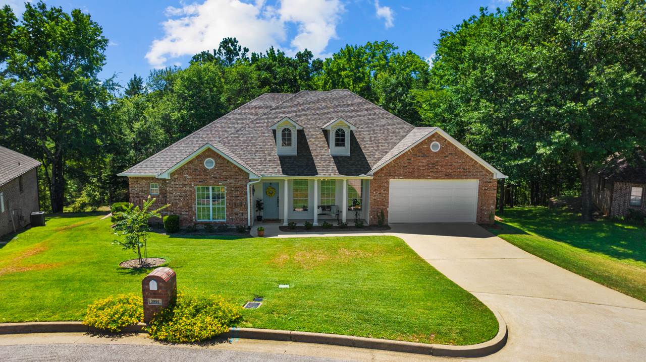 3955 Chapel Woods, Tyler, TX 75707