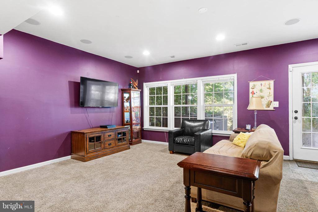 405 Blossom Drive, Berryville, VA 22611