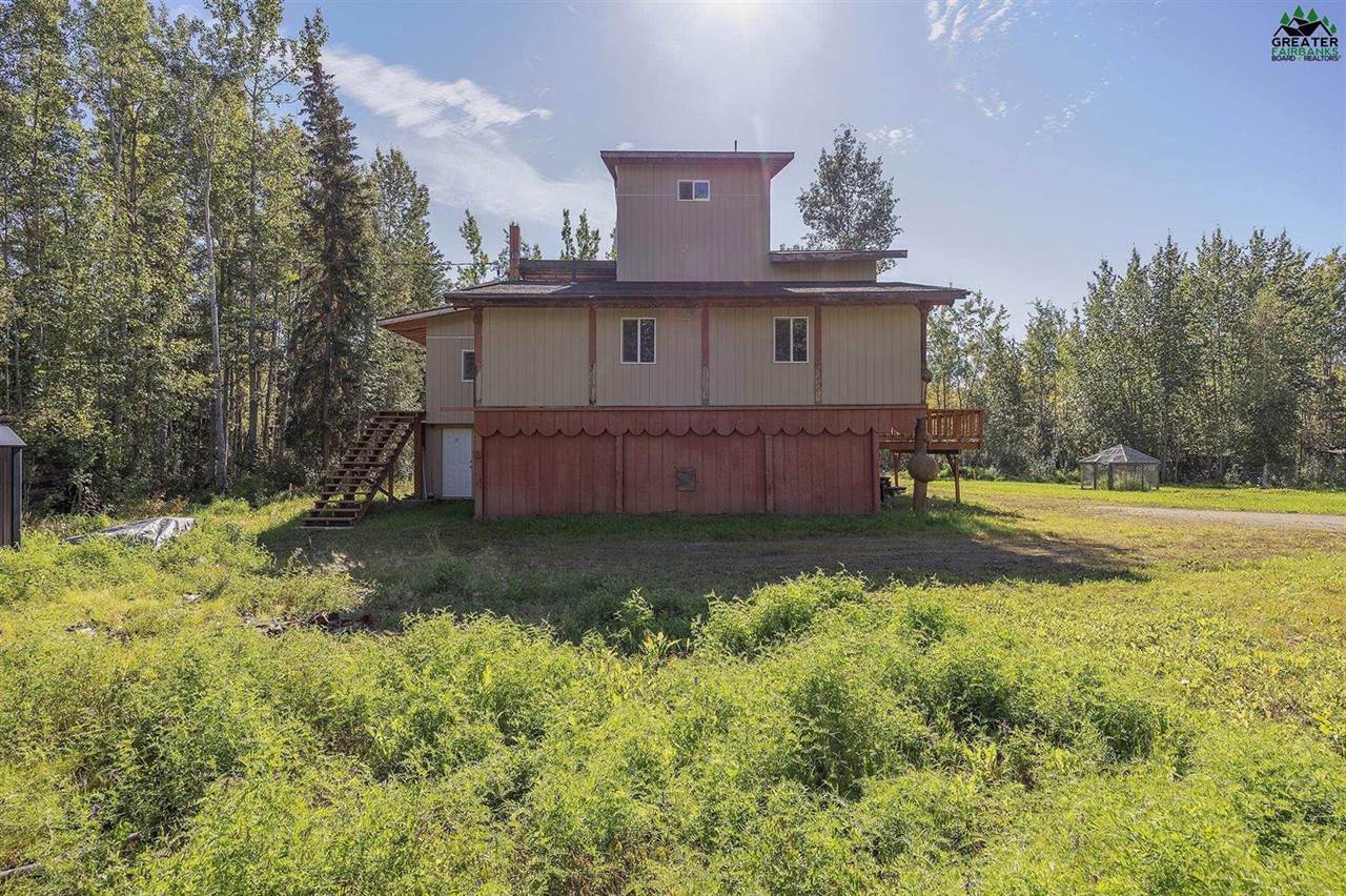 2268 Sunshine Avenue, Fairbanks, AK 99709