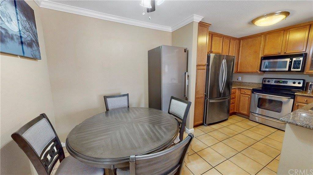 1995 Las Colinas Circle, Corona, CA 92879