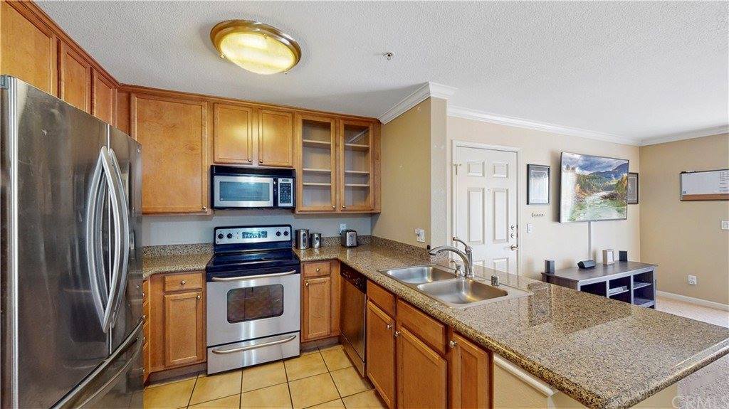 1995 Las Colinas Circle, Corona, CA 92879