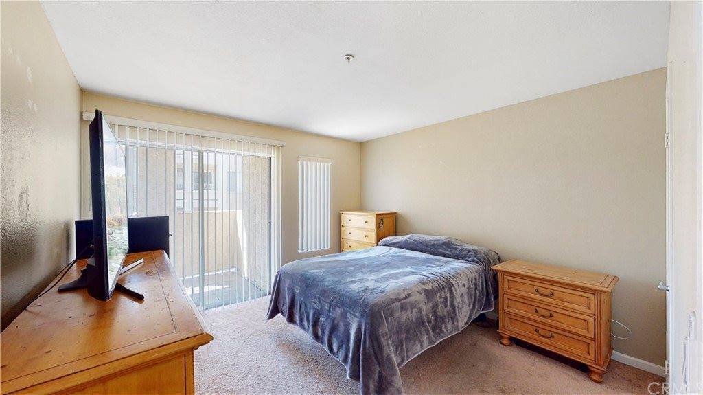 1995 Las Colinas Circle, Corona, CA 92879