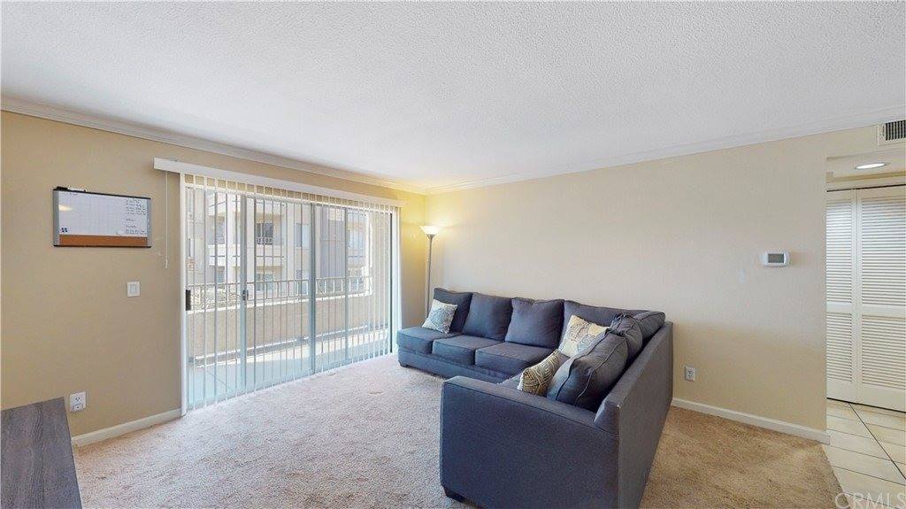 1995 Las Colinas Circle, Corona, CA 92879