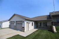 1719 Foothills Road SW, Minot, ND 58701