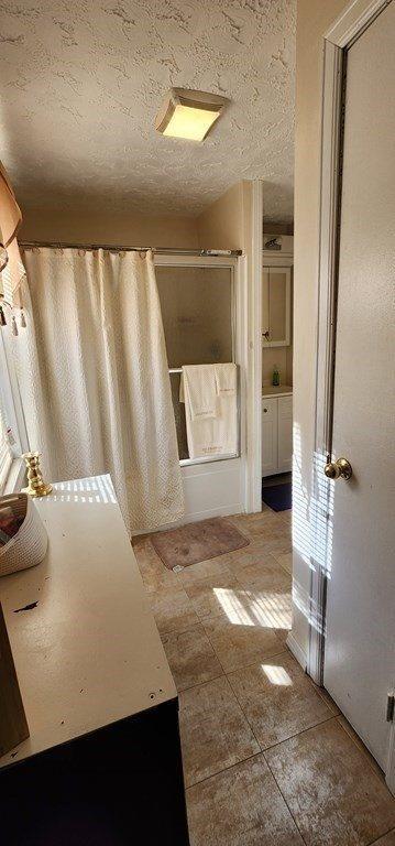 7 Gilmore Street, Chicopee, MA 01013