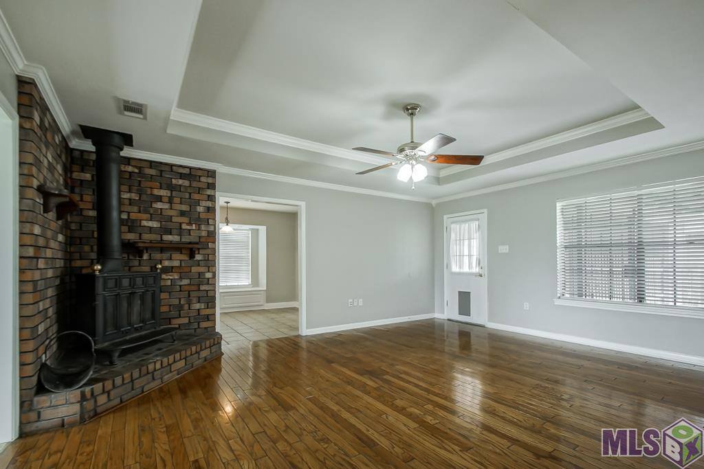 40124 Ronda Ave, Prairieville, LA 70769