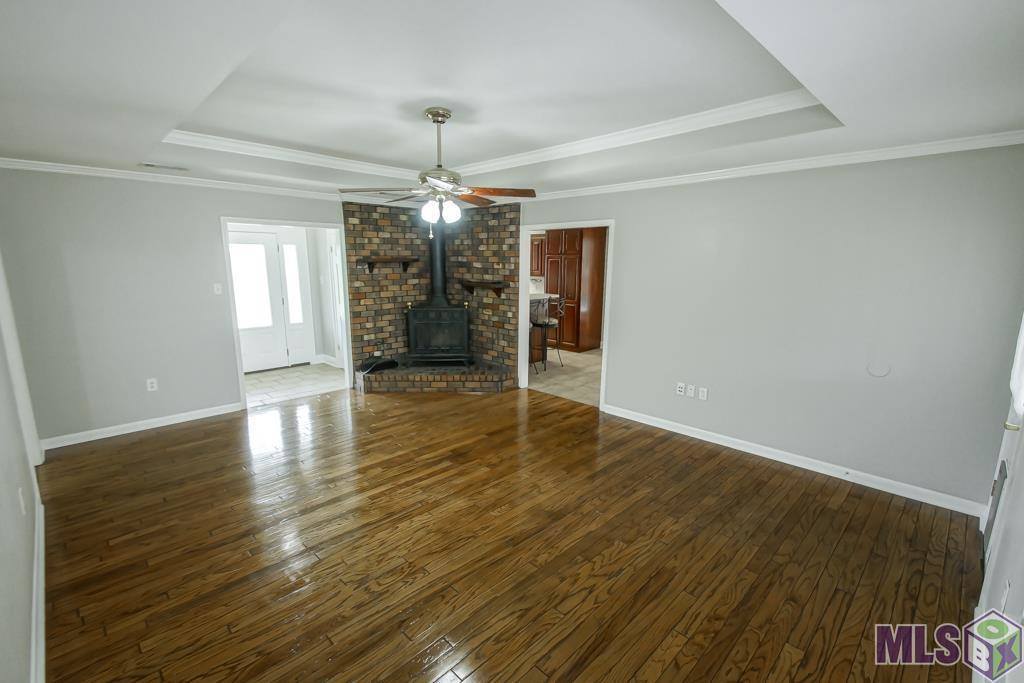 40124 Ronda Ave, Prairieville, LA 70769
