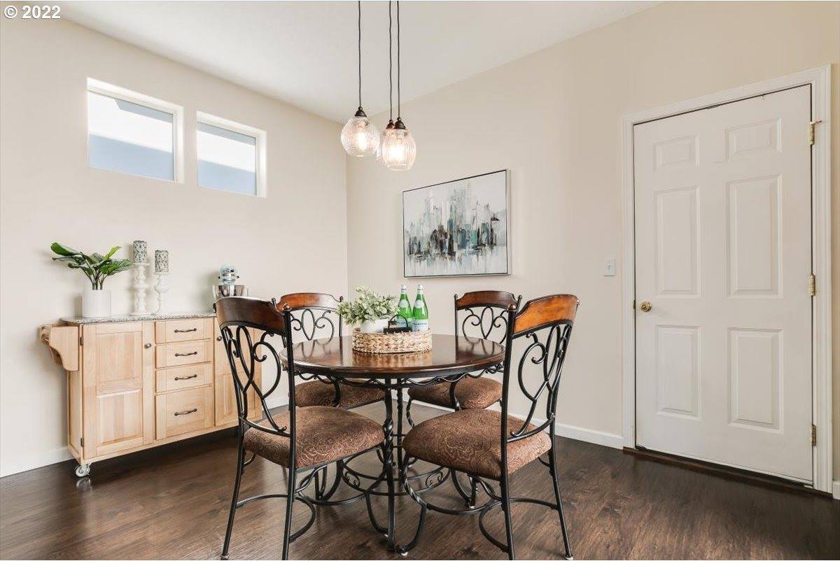 3527 SE Royalstar Ave, Hillsboro, OR 97123