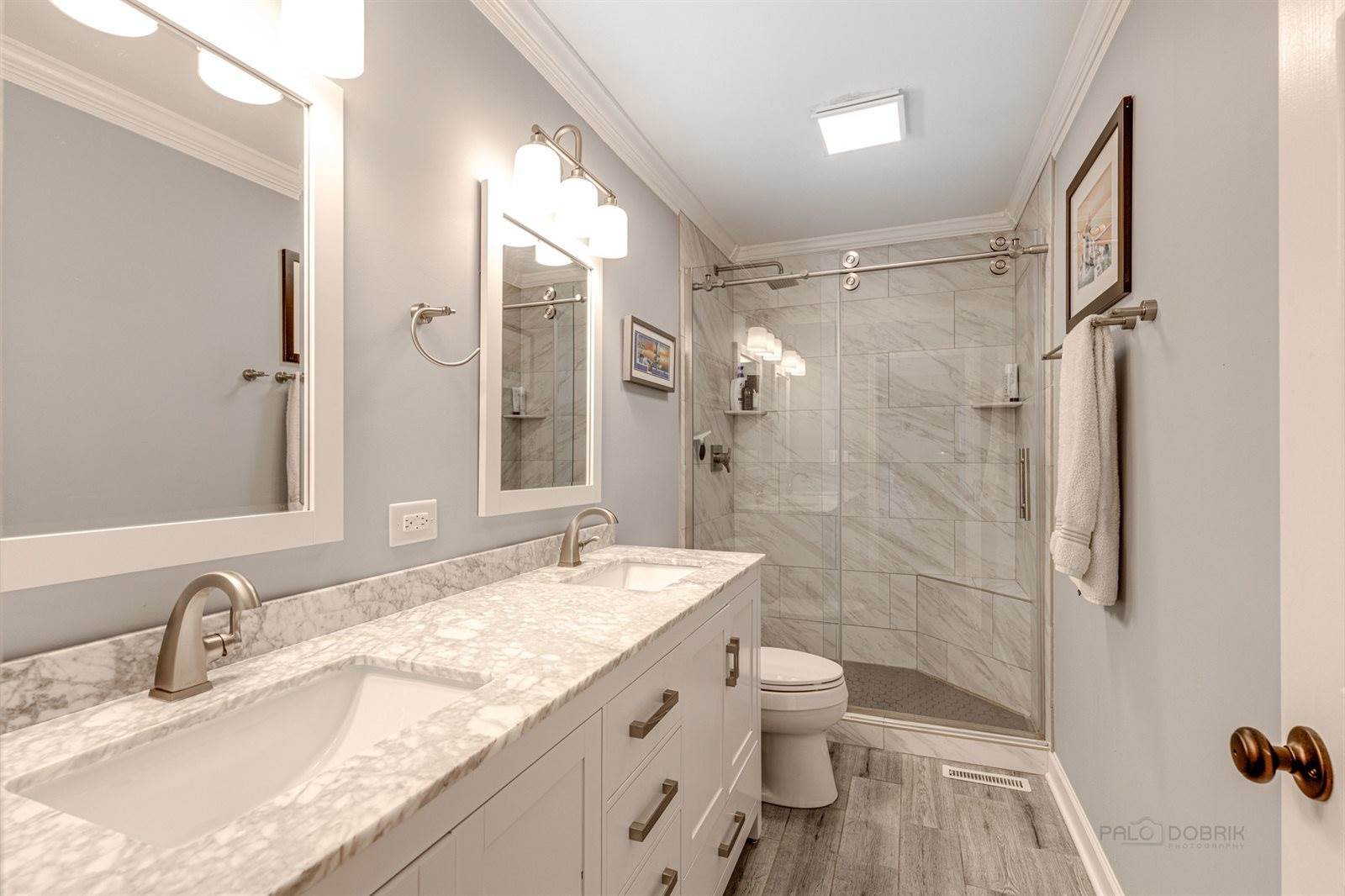 62 S. Windsor Pl., Mundelein, IL 60060