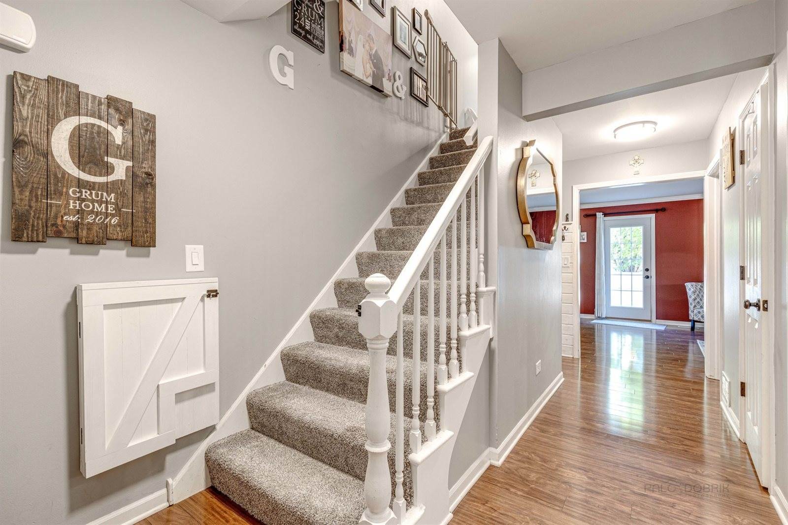 62 S. Windsor Pl., Mundelein, IL 60060