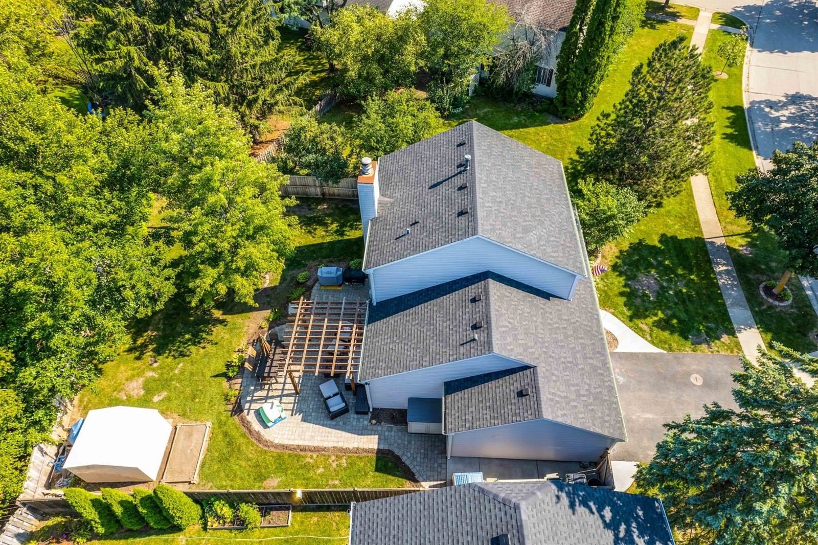 62 S. Windsor Pl., Mundelein, IL 60060