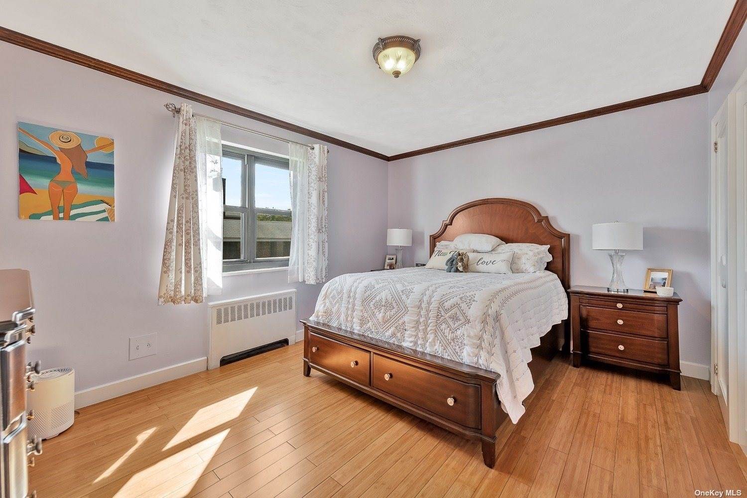 17-25 Utopia Parkway, Whitestone, NY 11357