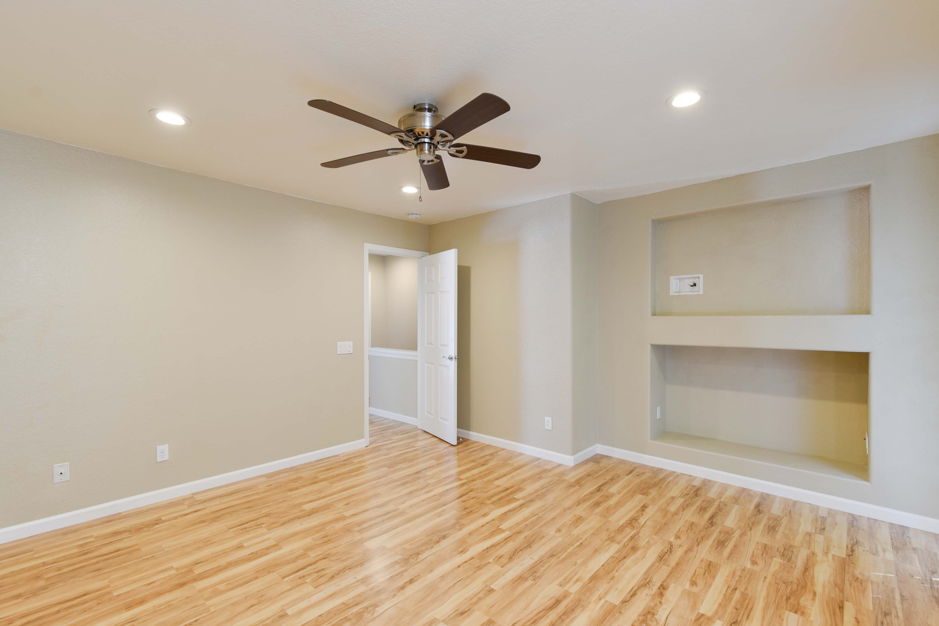 278 South Seneca Circle, Anaheim, CA 92805